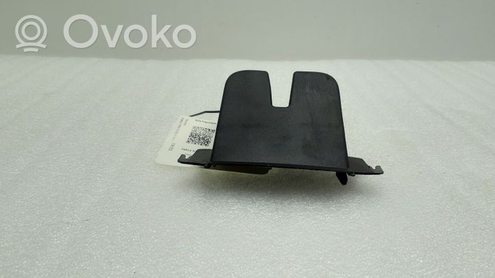 Skoda Fabia Mk3 (NJ) Cache serrure de hayon/coffre arrière 6V6827520