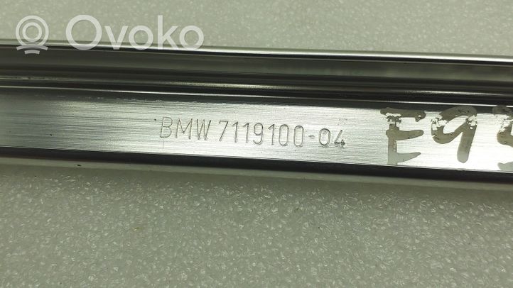 BMW 3 E92 E93 Etuoven lasin muotolista 7119100