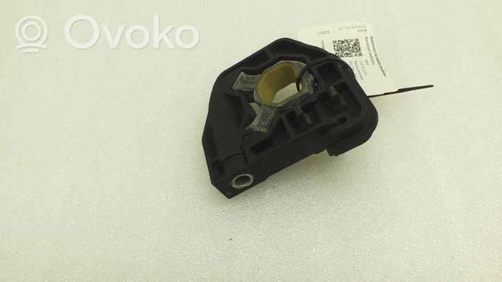 BMW 1 F20 F21 Staffa di montaggio del radiatore 7600541