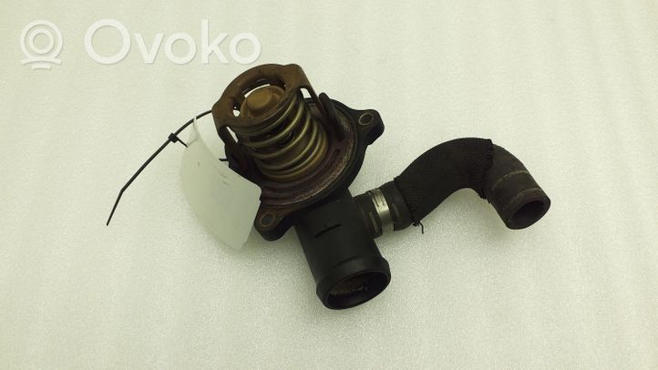 Audi A5 8T 8F Termostato/alloggiamento del termostato 059121111N