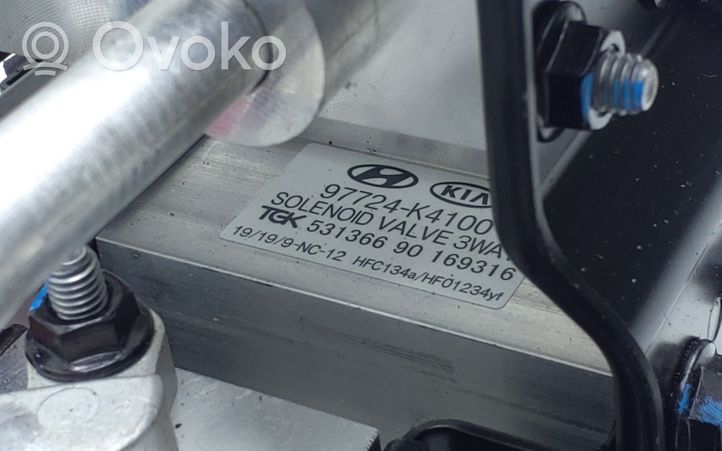 Hyundai Kona I Muu ilmastointilaitteen osa (A/C) 97725K4100
