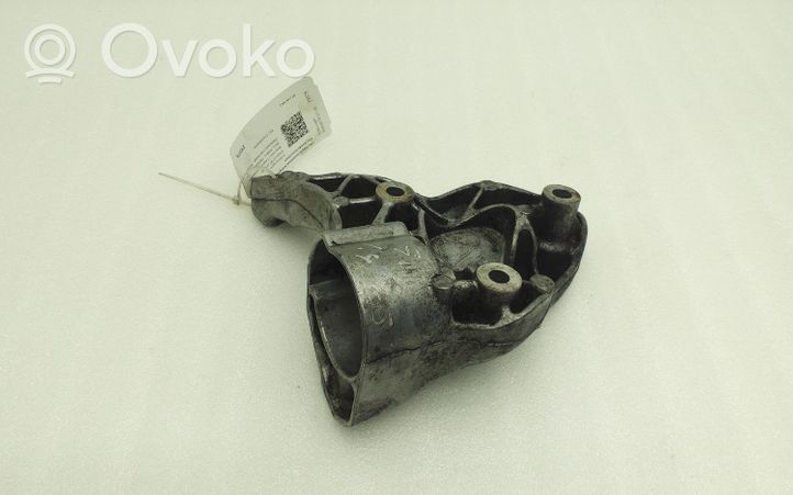 Volkswagen PASSAT B7 Staffa di montaggio del compressore dell’A/C 1K0260885B