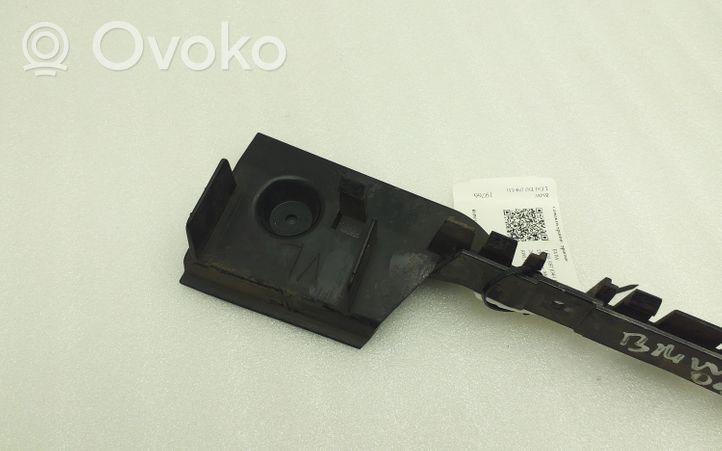 BMW 1 E81 E87 Supporto di montaggio del parafango 7184355