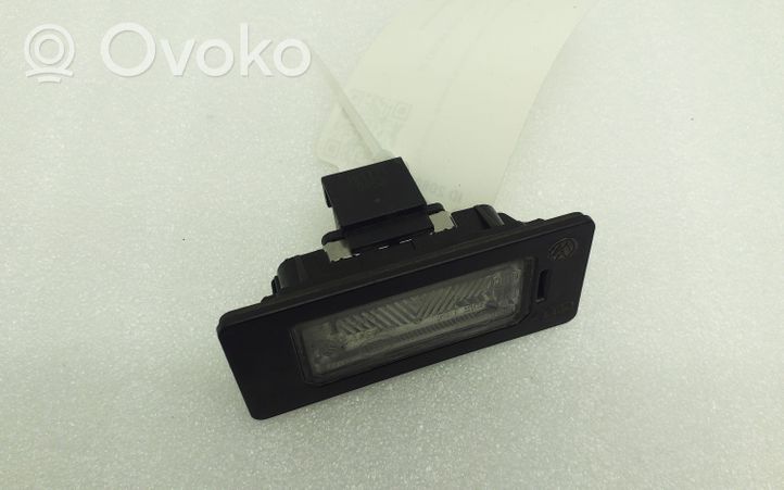 Audi A1 Number plate light 8T0943021