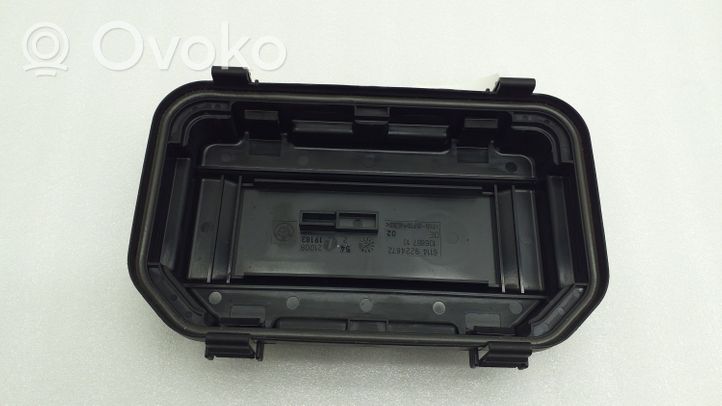 BMW 3 F30 F35 F31 Coperchio scatola dei fusibili 9224872