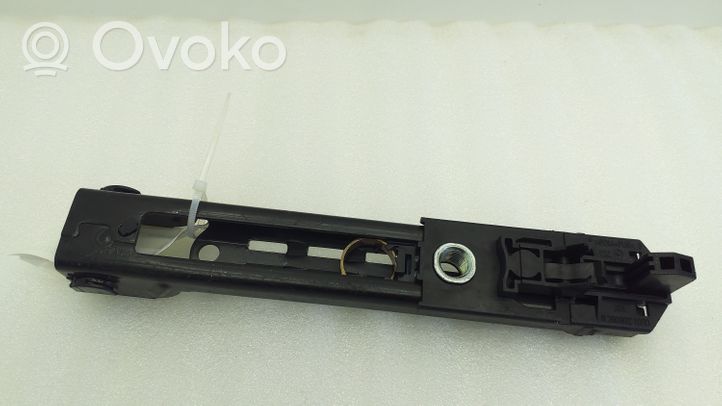 Volkswagen PASSAT B7 Rail de réglage hauteur de ceinture de sécurité 1T0857819B