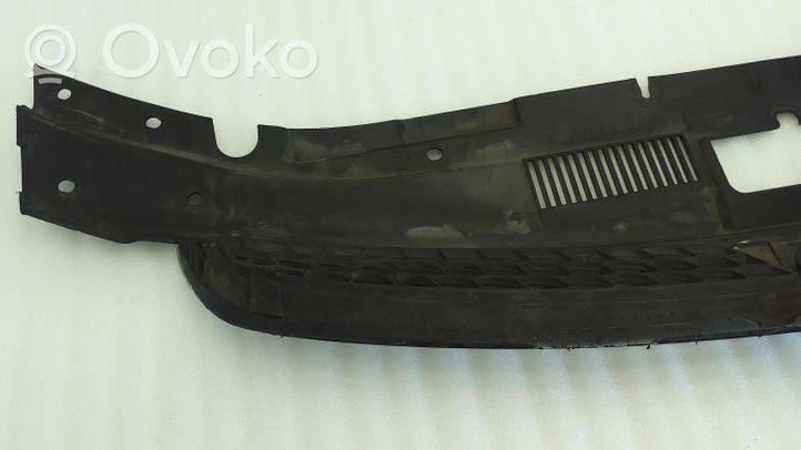 Hyundai i30 Grille calandre supérieure de pare-chocs avant 863512L000