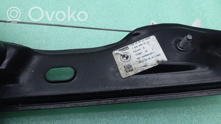 BMW 1 F20 F21 Elektryczny podnośnik szyby drzwi tylnych 7242555