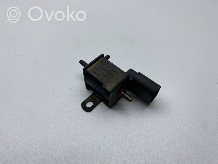 Audi A4 S4 B5 8D Solenoidinis vožtuvas 028906283N