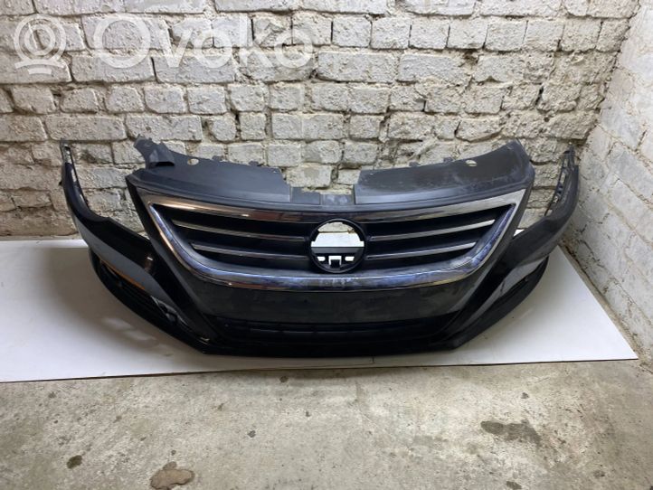 Volkswagen PASSAT CC Front bumper 280.00 RRR