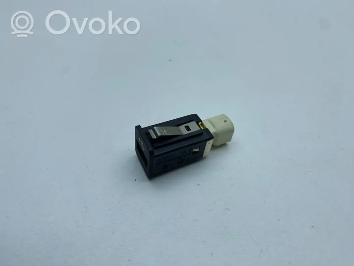 BMW 7 F01 F02 F03 F04 Connecteur/prise USB 9167196