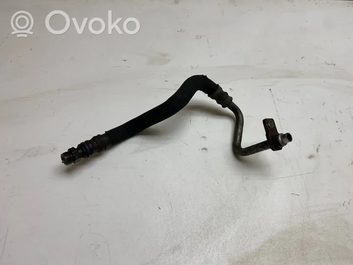 Audi Q5 SQ5 Tubo flessibile del radiatore dell’olio del cambio 8R0317825J