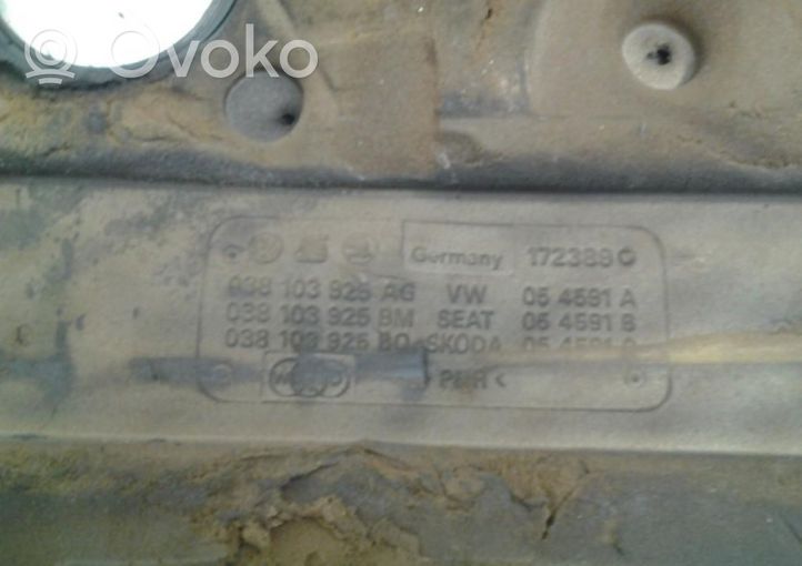 Skoda Octavia Mk2 (1Z) Couvercle cache moteur 038103925BQ