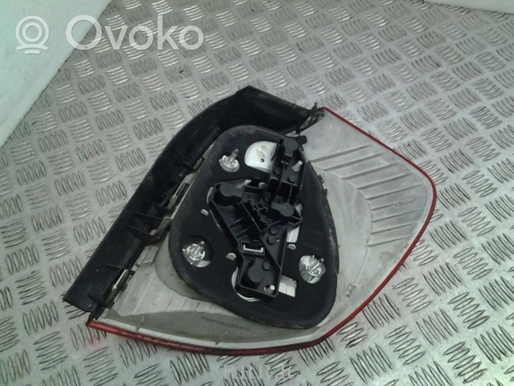 BMW 1 E81 E87 Lampa tylna 692450111