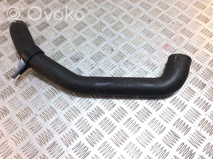 Ford Focus Tube d'admission de tuyau de refroidisseur intermédiaire CV616C646