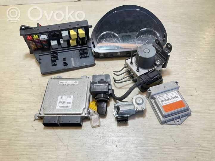 Mercedes-Benz Sprinter W906 Sterownik / Moduł ECU A6519000601