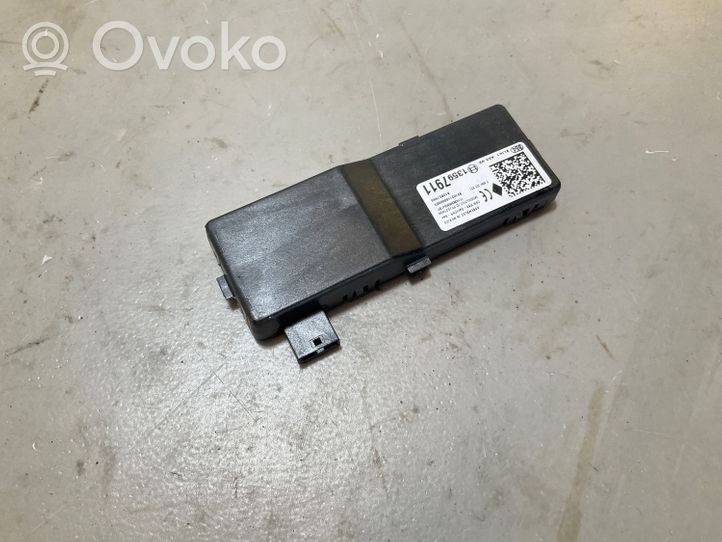 Opel Insignia A Keyless (KESSY) go control unit/module 13597911