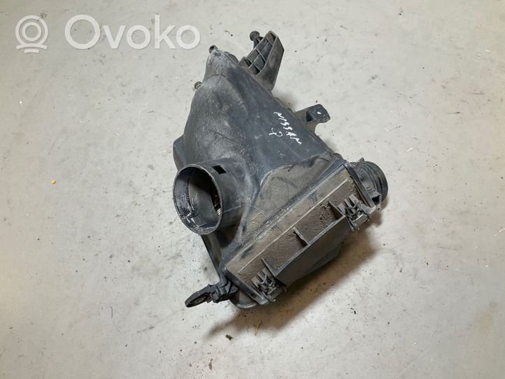 Nissan Qashqai+2 Ilmansuodattimen kotelo 1021725S01