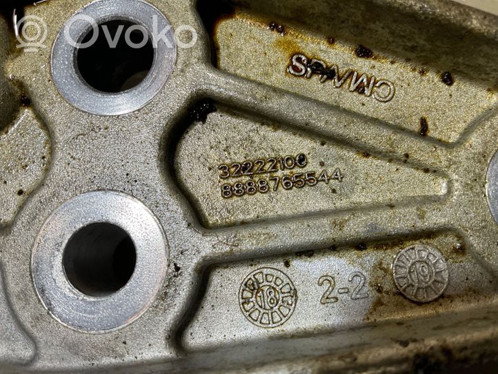 Volvo XC40 Soporte de la caja de cambios 8888765544