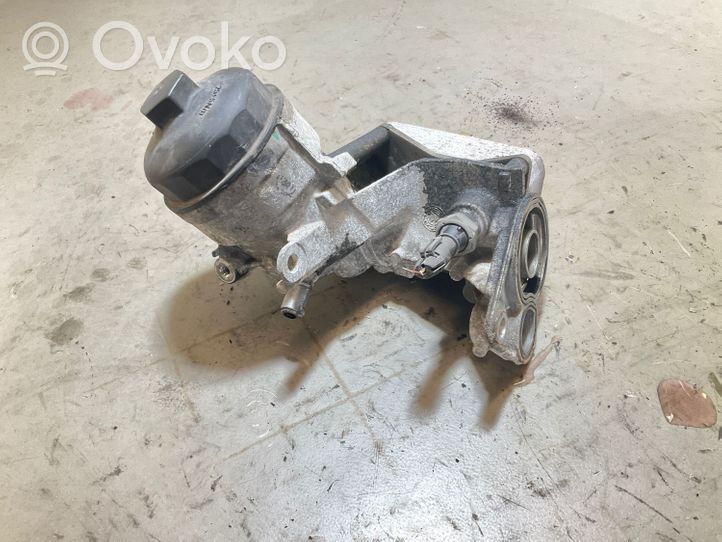 Opel Astra J Moottoriöljyn jäähdytinlaite 897385813