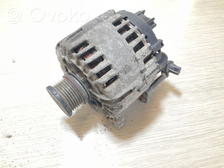 Audi Q3 8U Ģenerators 04L903023L