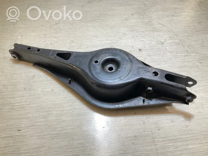 Volvo XC40 Braccio di controllo sospensione posteriore superiore/braccio oscillante 32221200