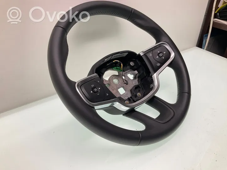 Volvo XC40 Ohjauspyörä 32227629