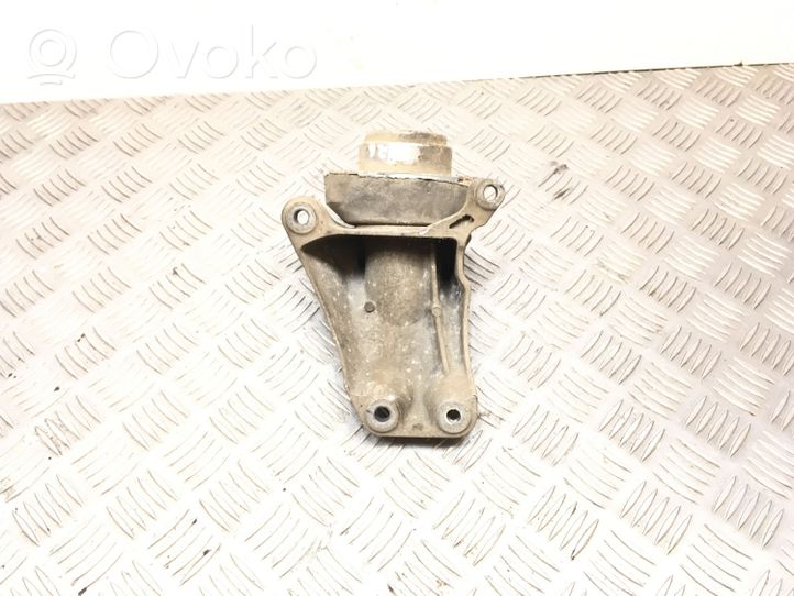 Audi A6 S6 C6 4F Pavarų dėžės tvirtinimo kronšteinas 4F0399114