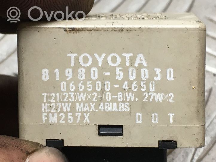 Toyota Corolla Verso AR10 Relais d’éclairage 8198050030