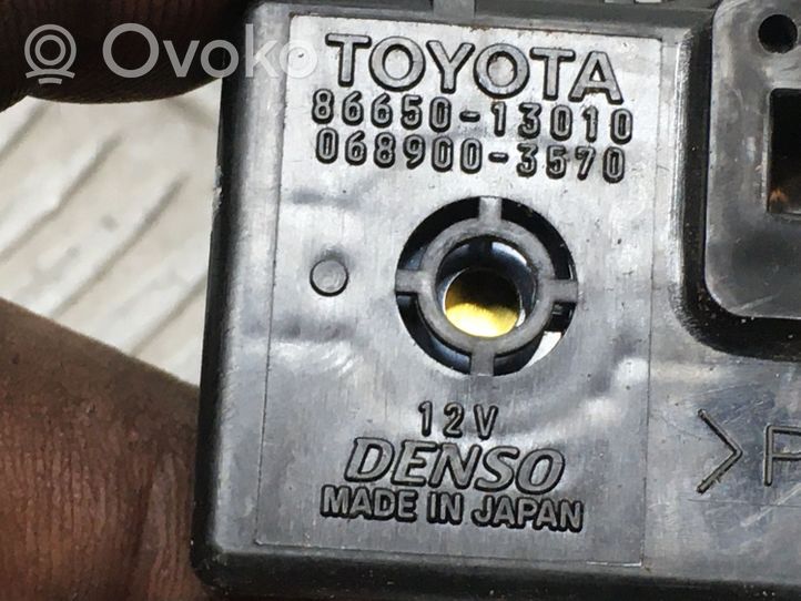 Toyota Avensis T250 Altri relè 8665013010