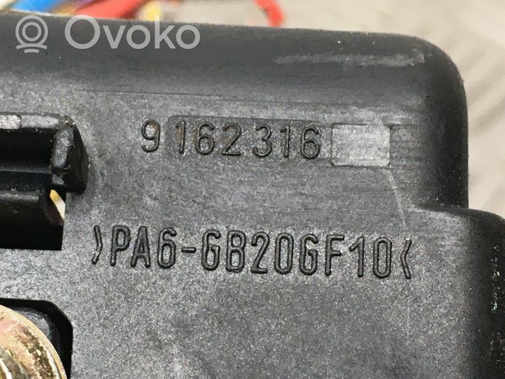 Volvo S80 Ramka / Moduł bezpieczników 9162438