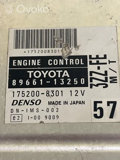 Toyota Corolla E120 E130 Calculateur moteur ECU 8966113250