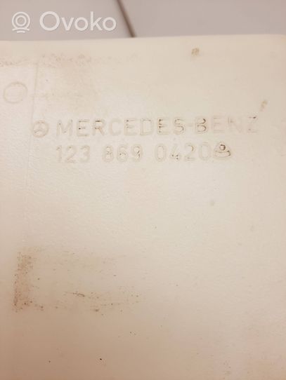 Mercedes-Benz W123 Réservoir de liquide lave-glace 1238690420