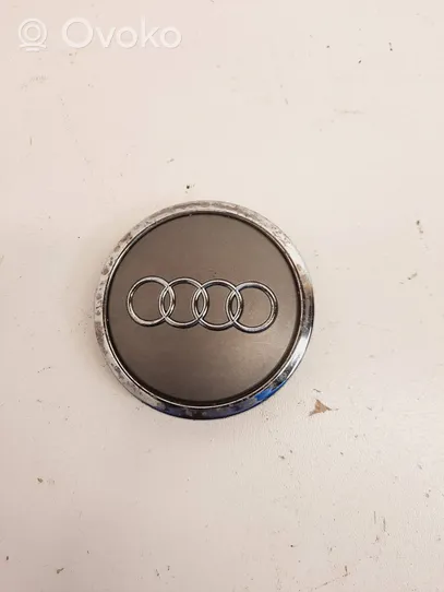 Audi A3 S3 8P Original wheel cap 4B0601170A