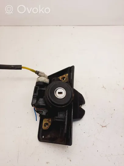 Mercedes-Benz E W210 Loading door lock 