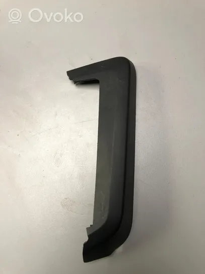 Volkswagen Jetta USA Rivestimento sotto il faro/fanale 17A945310