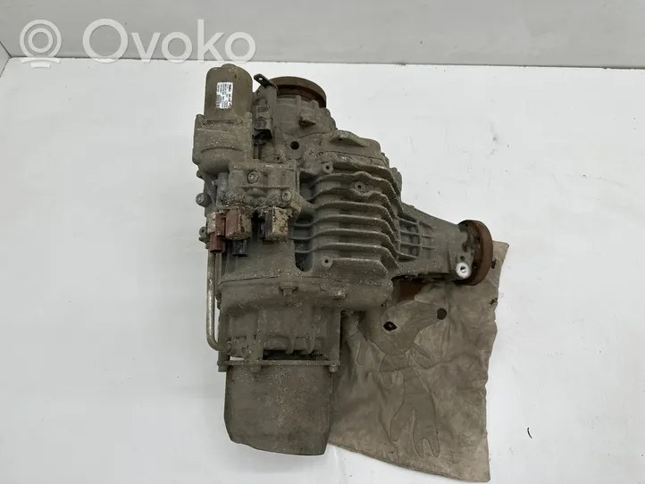 Audi A8 S8 D4 4H Aizmugurējais reduktors 8K0927277