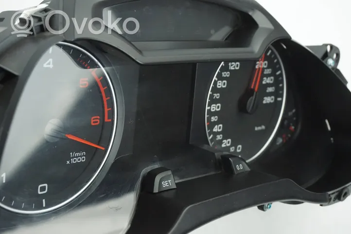 Audi A4 S4 B8 8K Licznik / Prędkościomierz 8K0920930N