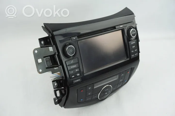 Nissan Navara D23 Radio/CD/DVD/GPS-pääyksikkö 7513750209