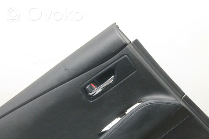 Lexus RX 330 - 350 - 400H Takaoven verhoilu 