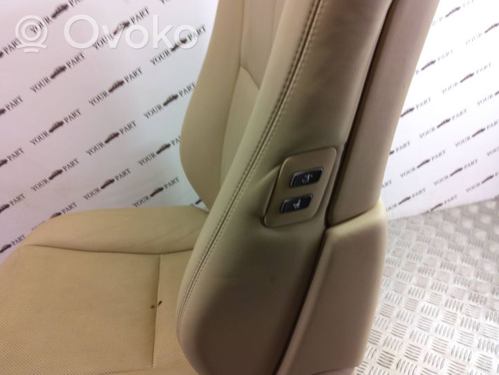 Lexus LS 460 - 600H Asiento delantero del pasajero 