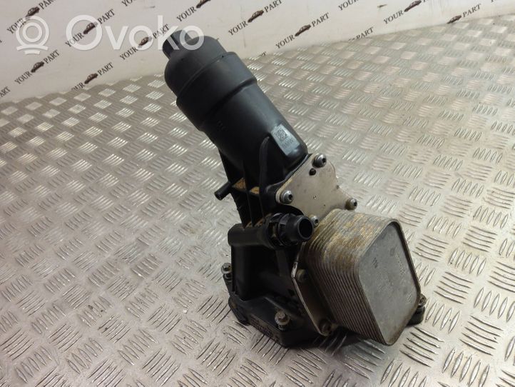 BMW X3 G01 Supporto di montaggio del filtro dell’olio 72432866