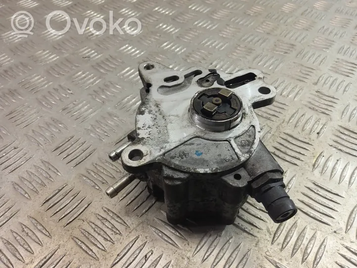 Skoda Octavia Mk1 (1U) Pompe à vide 03G145209C