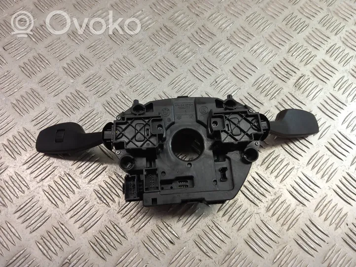 BMW 4 F32 F33 Leva/interruttore dell’indicatore di direzione e tergicristallo 9351143