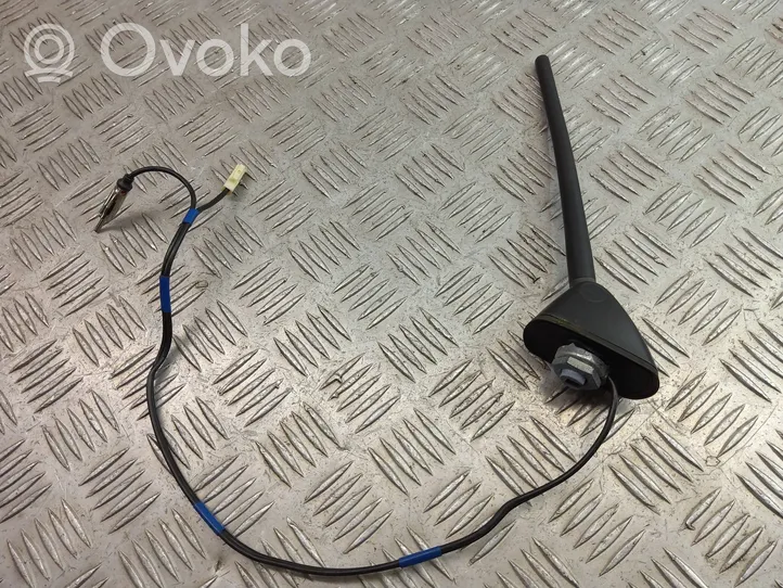 Lexus RX 330 - 350 - 400H Radion antenni 