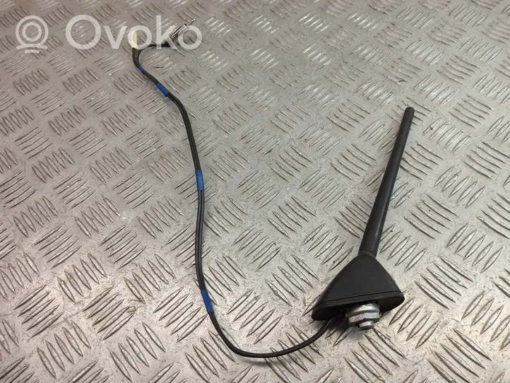 Lexus RX 330 - 350 - 400H Radion antenni 