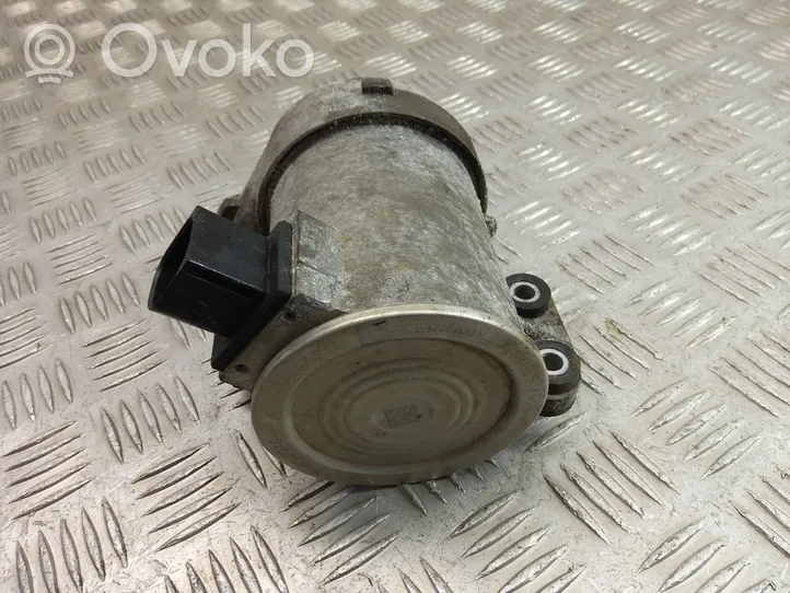 BMW 4 F32 F33 Water pump 8625097