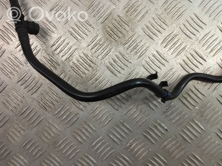 BMW 4 F32 F33 Fuel line pipe 7601515