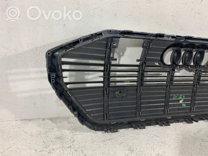 Audi e-tron Maskownica / Grill / Atrapa górna chłodnicy 4KE853651