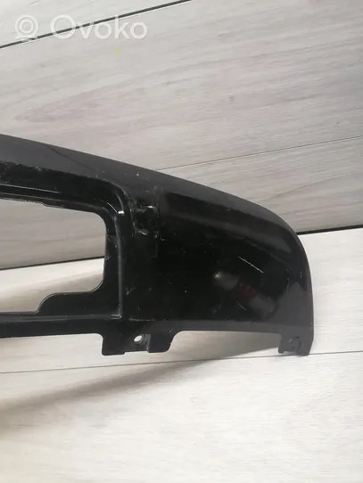 Maserati Levante Rivestimento della parte inferiore del paraurti posteriore 670045350